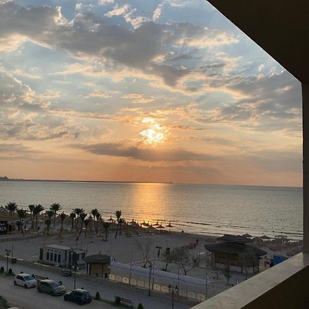 Sunrise Holiday Apartment - Mamaia Nord นาโวดาริ ภายนอก รูปภาพ