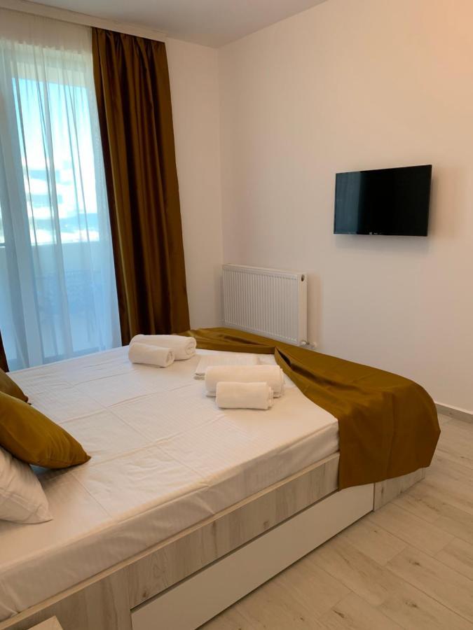 Sunrise Holiday Apartment - Mamaia Nord นาโวดาริ ภายนอก รูปภาพ