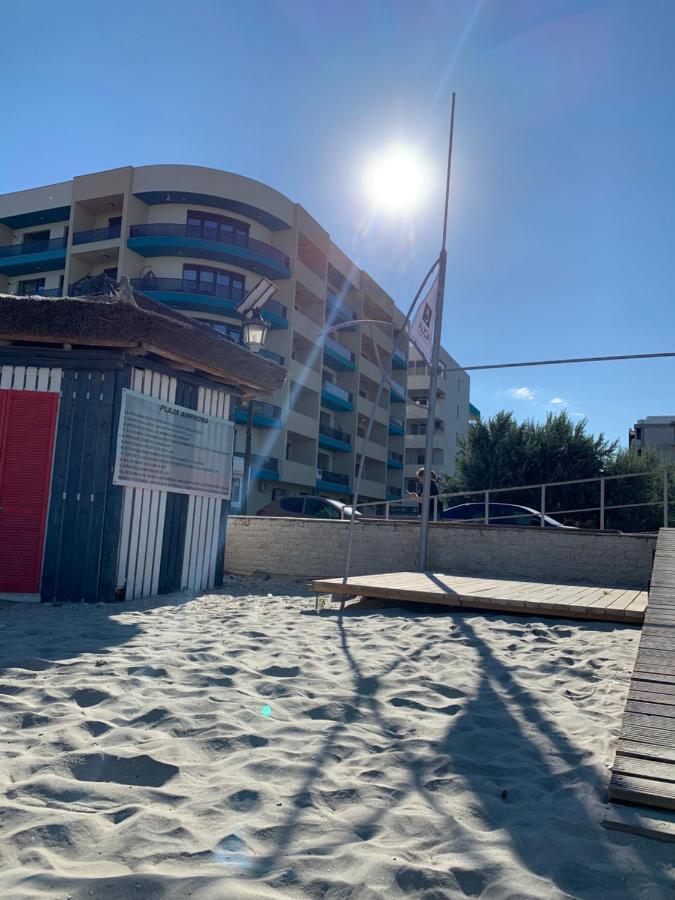 Sunrise Holiday Apartment - Mamaia Nord นาโวดาริ ภายนอก รูปภาพ