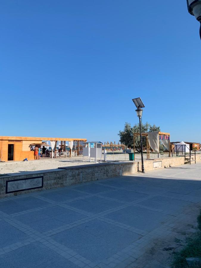 Sunrise Holiday Apartment - Mamaia Nord นาโวดาริ ภายนอก รูปภาพ