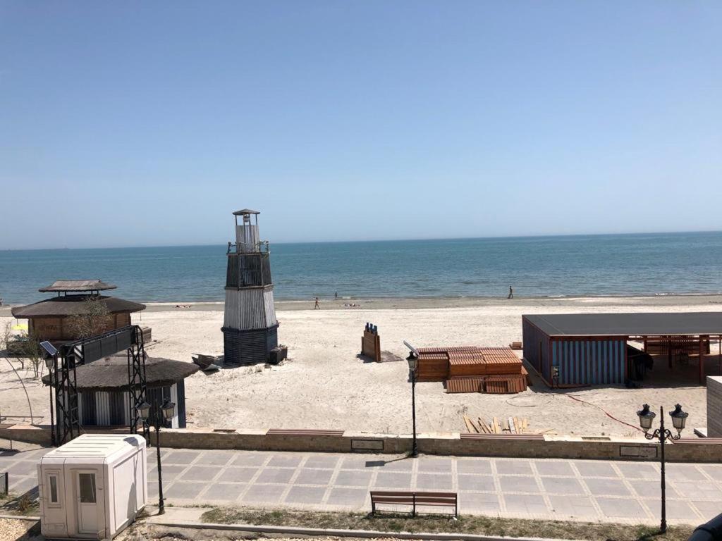 Sunrise Holiday Apartment - Mamaia Nord นาโวดาริ ภายนอก รูปภาพ
