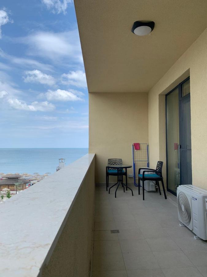 Sunrise Holiday Apartment - Mamaia Nord นาโวดาริ ภายนอก รูปภาพ